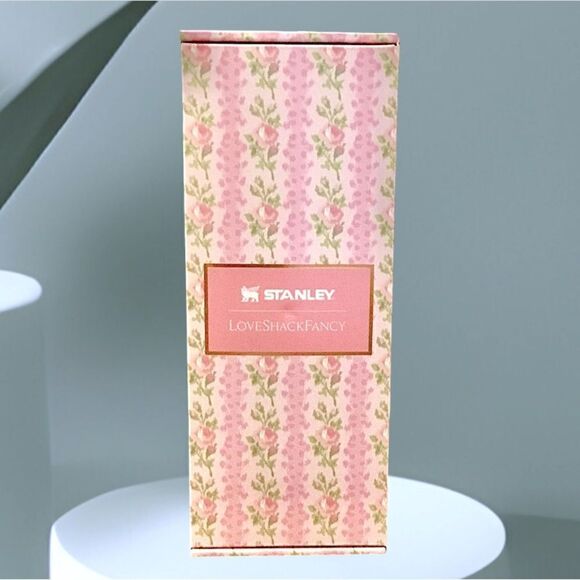THEāSTANLEY X LOVESHACKFANCY ALL DAY SLIM BOTTLEā20OZ - Picture 6 of 7
